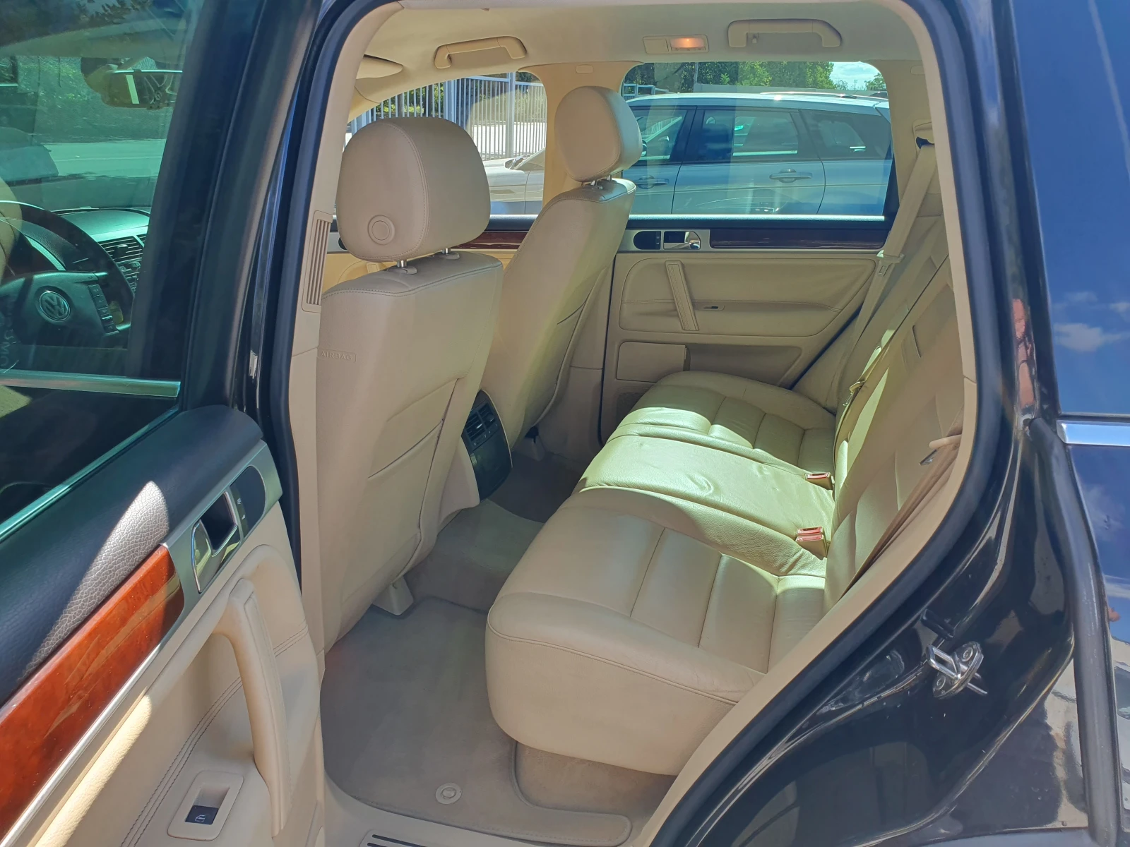 VW Touareg 3.0/224kc | Mobile.bg — изображение 11
