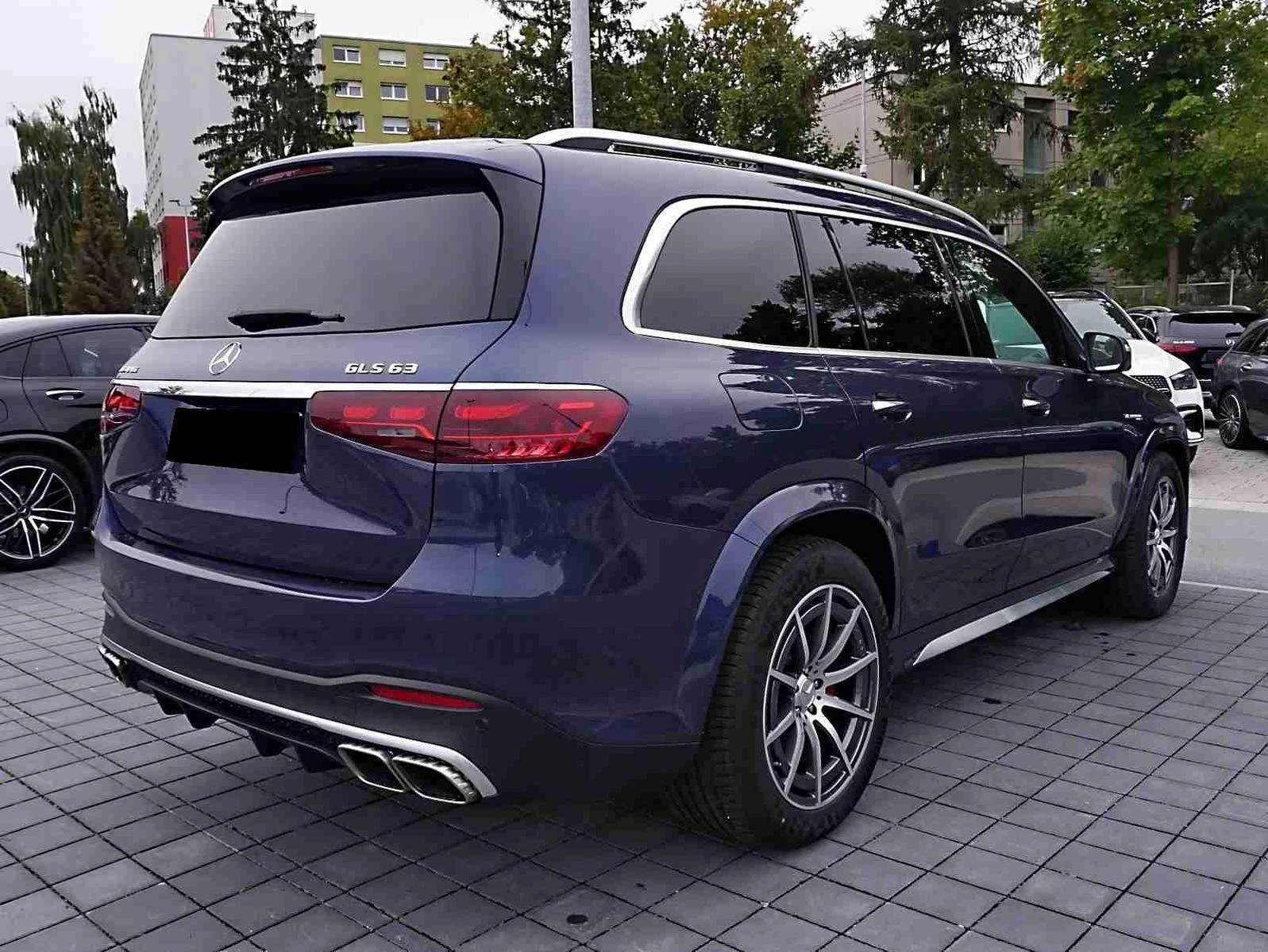 Mercedes-Benz GLS 63 AMG /4-MATIC/FACELIFT/BURM/PANO/HEAD UP/MULTIBEAM/ - изображение 4