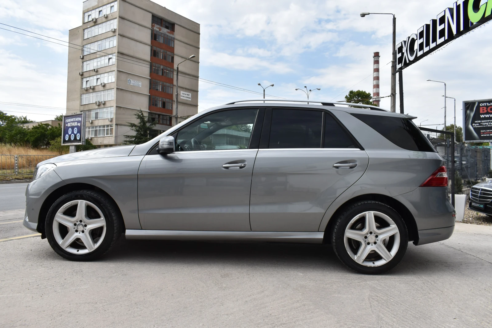 Mercedes-Benz ML 350 AMG-LINE* FULL-LED - изображение 2