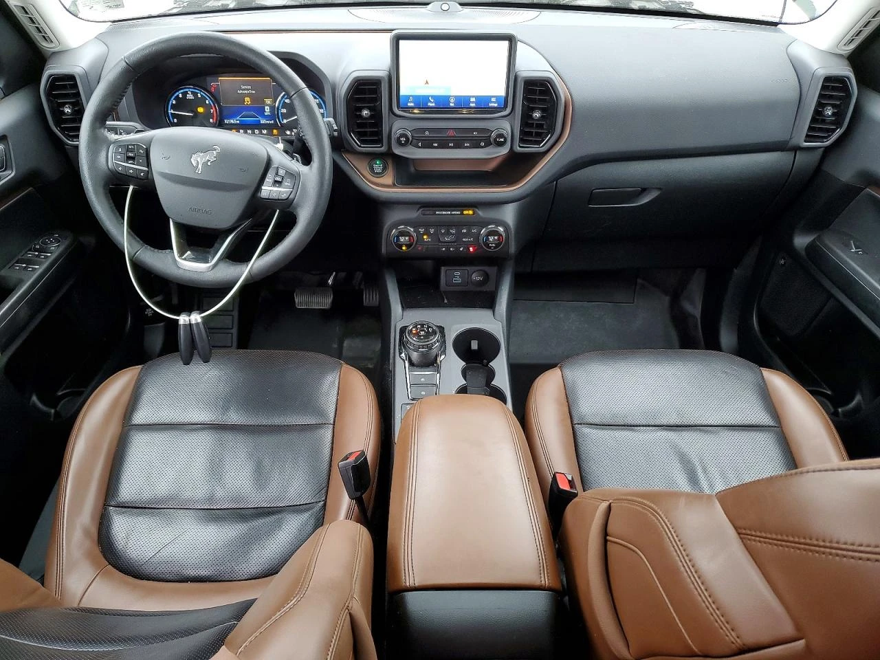 Ford Bronco SPORT BADLANDS / КОЖЕН САЛОН / ПОДГРЕВИ / ШИБИДАХ, снимка 8 - Автомобили и джипове - 53699307