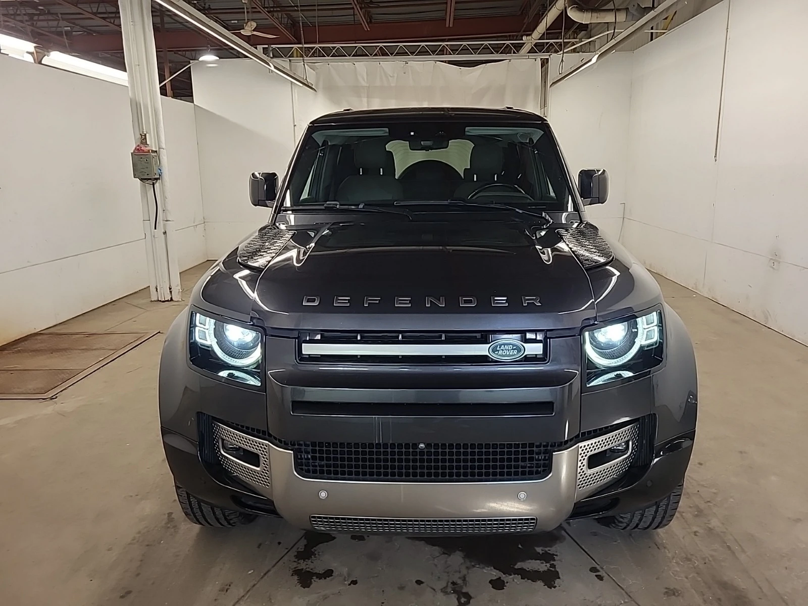 Land Rover Defender * DEFENDER SE* Aвтокредит* Пълна сервизна история*