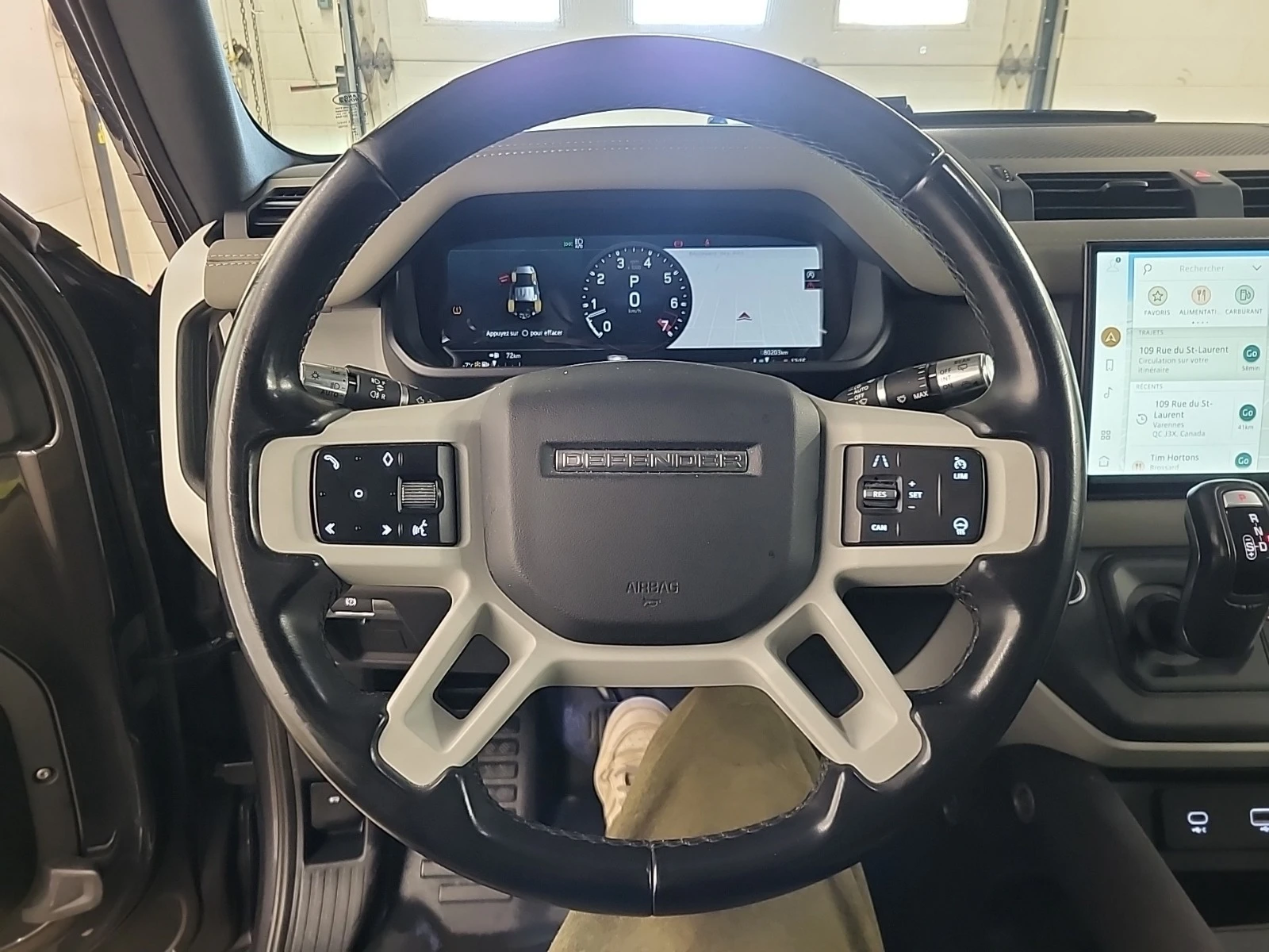 Land Rover Defender * DEFENDER SE* Aвтокредит* Пълна сервизна история* - изображение 10