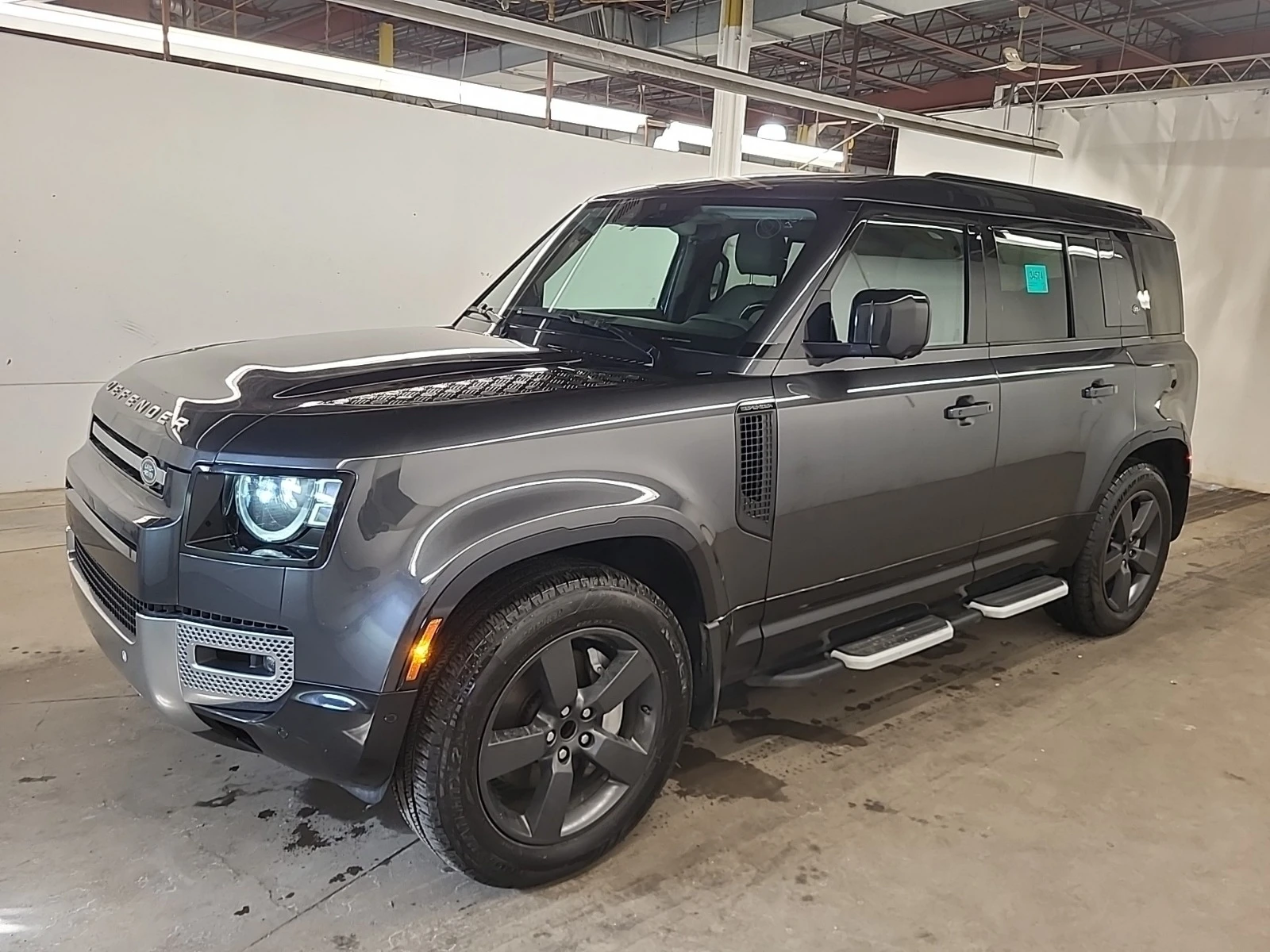 Land Rover Defender * DEFENDER SE* Aвтокредит* Пълна сервизна история* - изображение 2