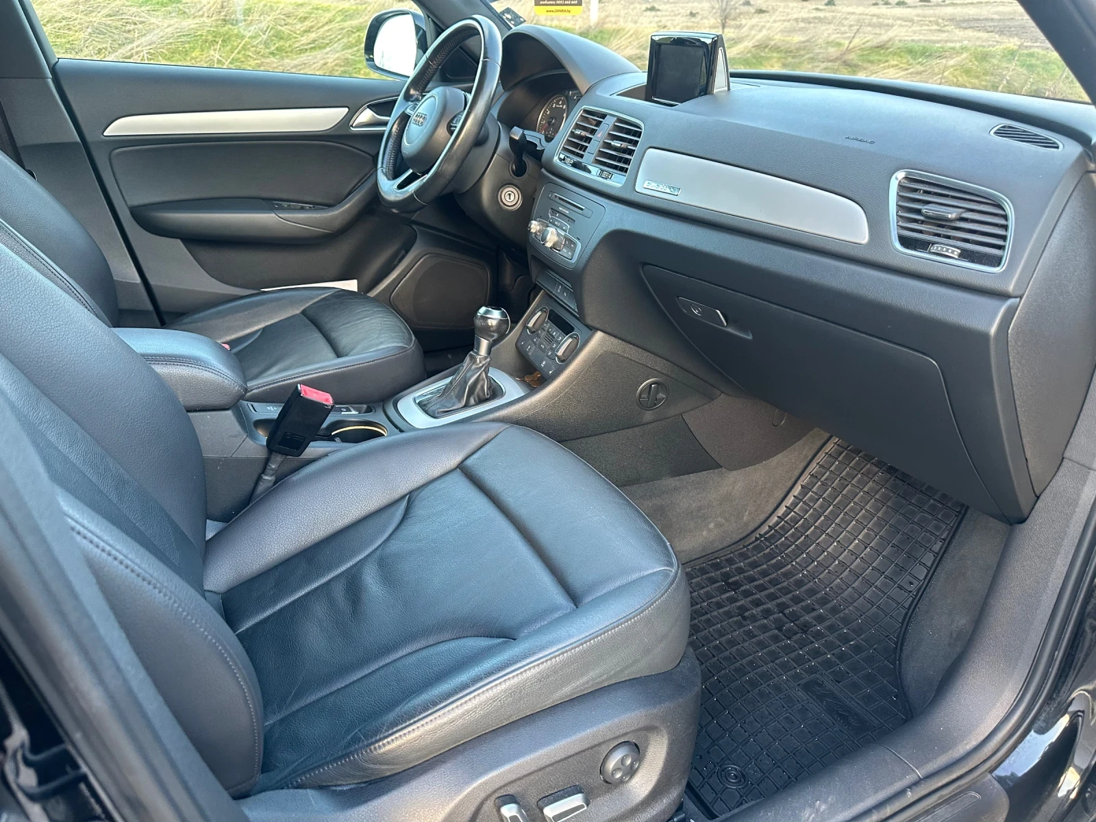 Audi Q3 2.0t Quattro , снимка 14 - Автомобили и джипове - 54576753