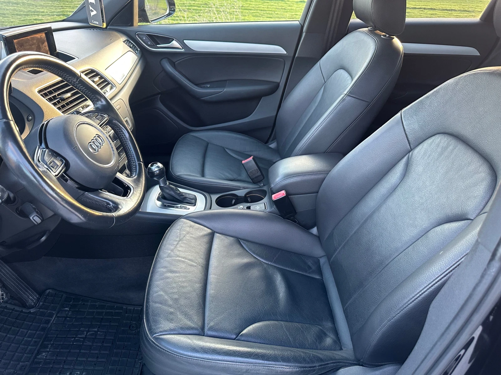 Audi Q3 2.0t Quattro , снимка 8 - Автомобили и джипове - 54576753
