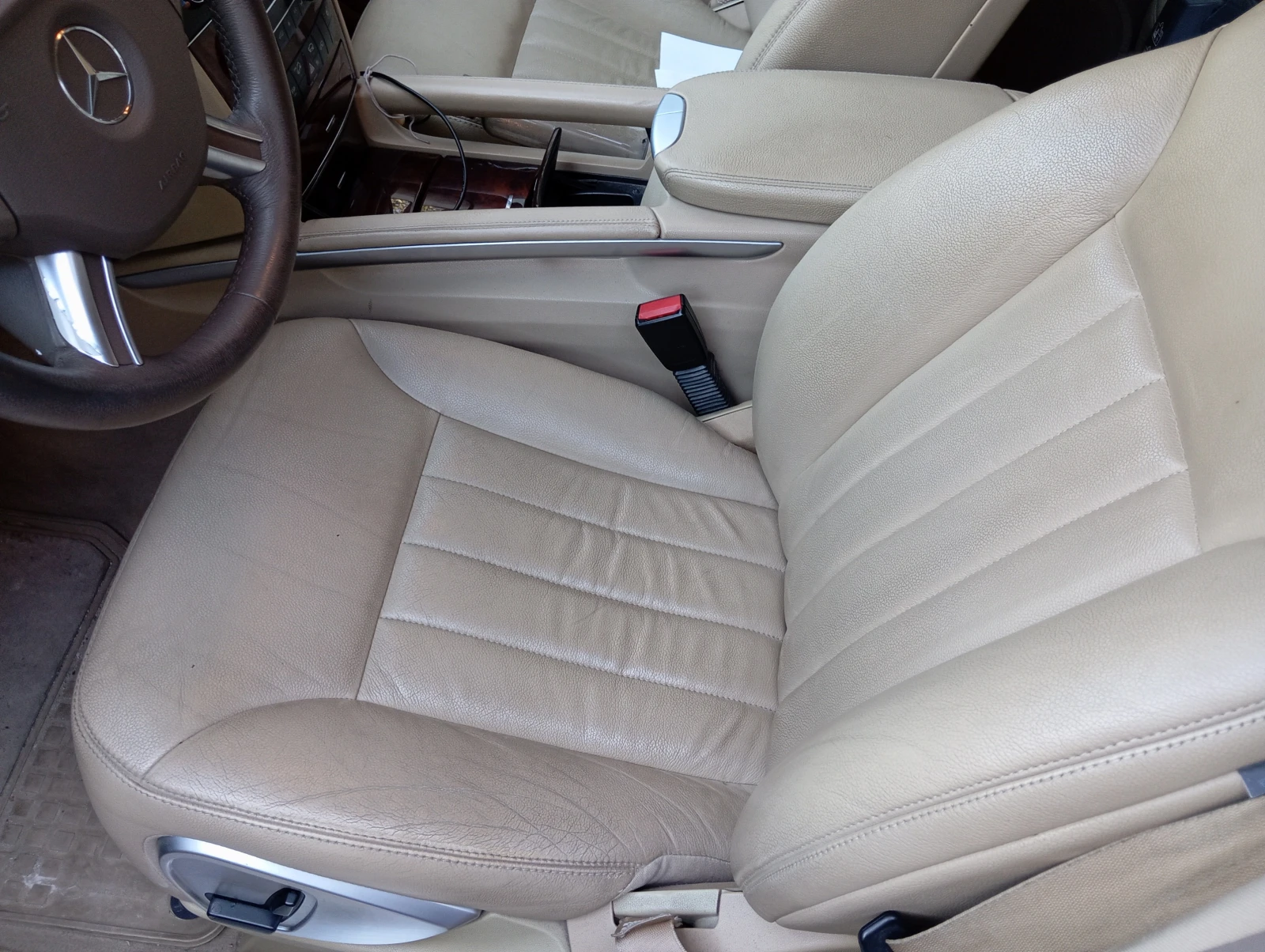Mercedes-Benz ML 320, снимка 9 - Автомобили и джипове - 54622603