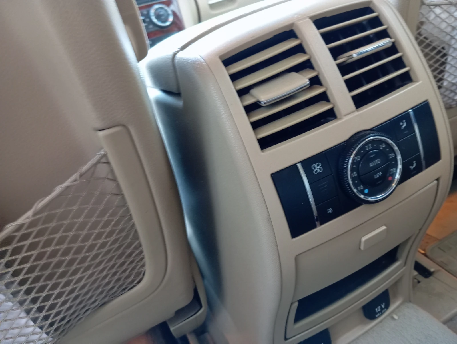 Mercedes-Benz ML 320, снимка 12 - Автомобили и джипове - 54622603