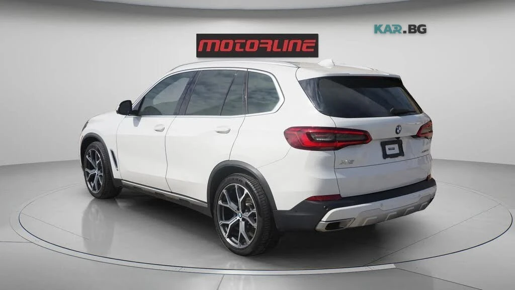 BMW X5 xDrive* 360* HUD* DISTRO* ОБДУХ* H/K* PANO* ВЪЗДУХ, снимка 2 - Автомобили и джипове - 55362430