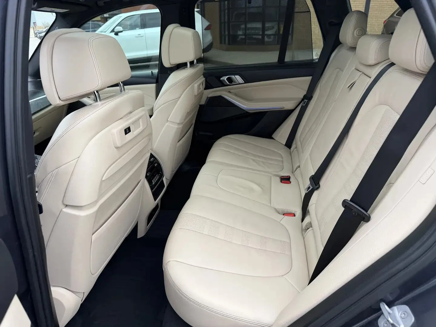 BMW X5 xDrive40i M Sport ЦЕНА ДО БЪЛГАРИЯ АВТОКРЕДИТ, снимка 16 - Автомобили и джипове - 55528704