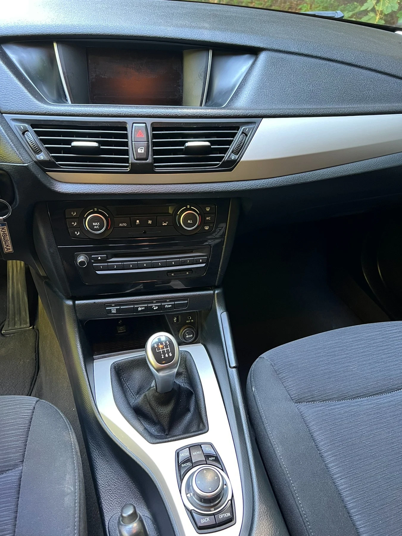 BMW X1 2.0, снимка 7 - Автомобили и джипове - 55783171