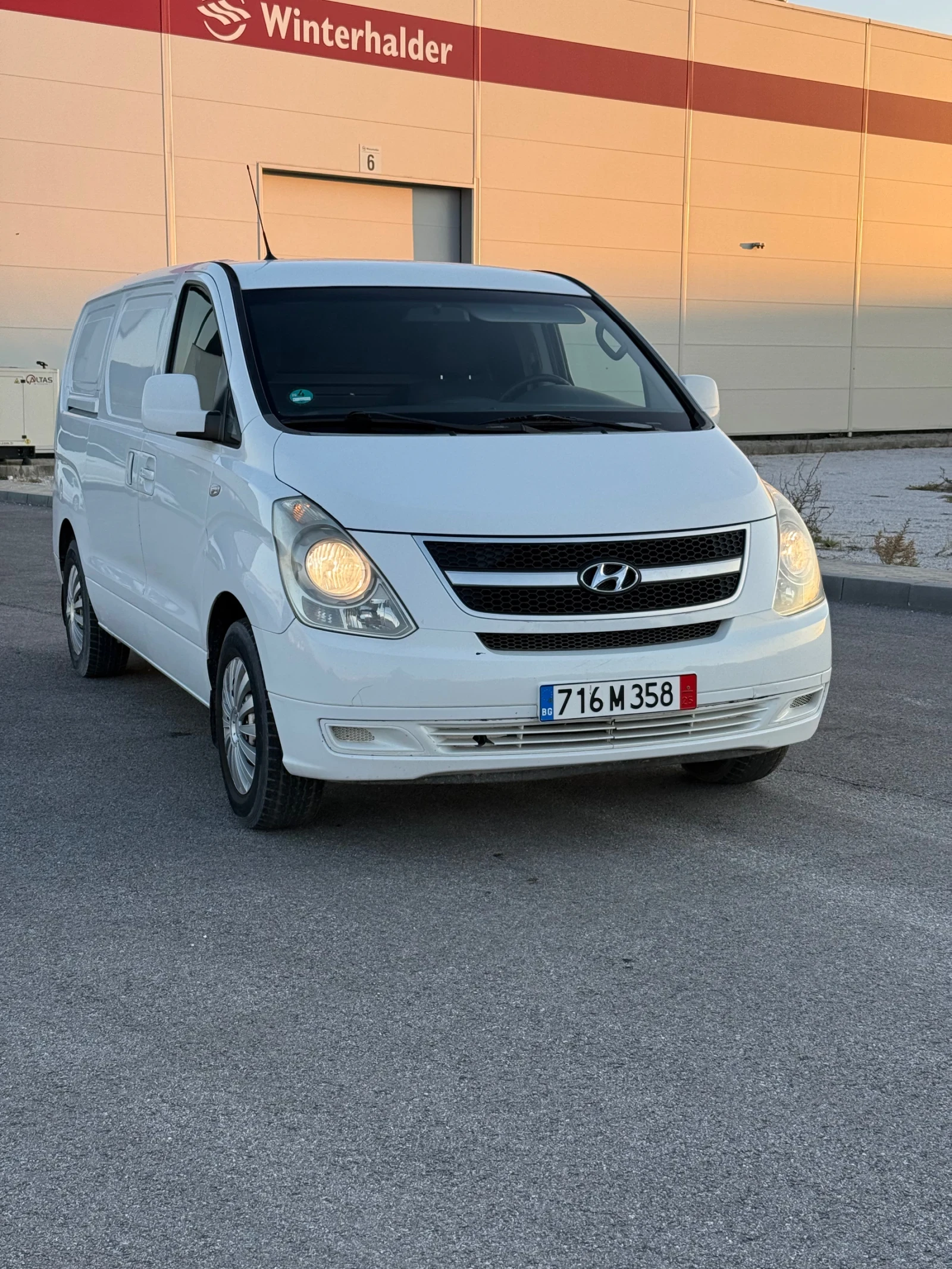 Hyundai H1 2.5CRDI  | Mobile.bg   1