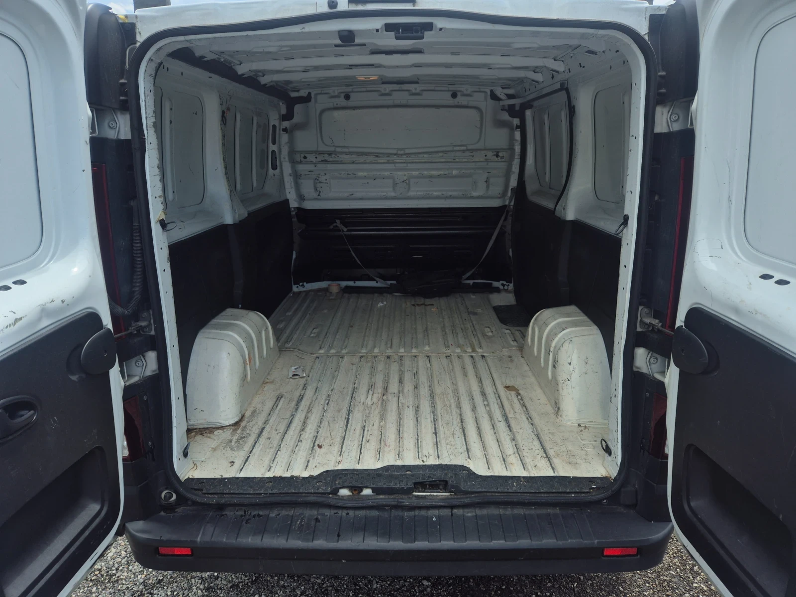 Fiat Talento 1.6 - 120 к.с. 6 скорости, снимка 11 - Бусове и автобуси - 54598511