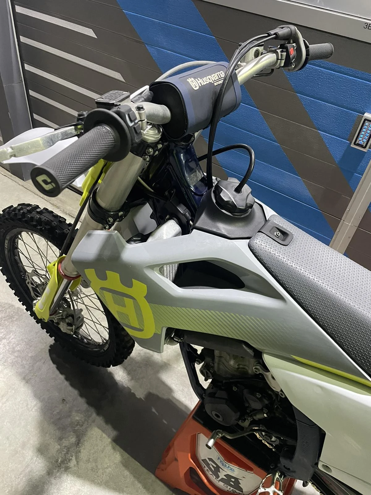 Husqvarna 250 FC 250 - изображение 6