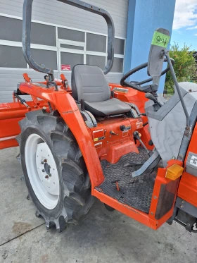 Трактор Kubota, снимка 4