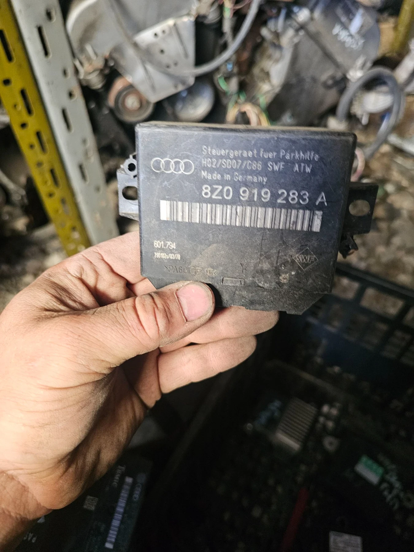 8Z0919283A модул парктроник audi a4 b6 