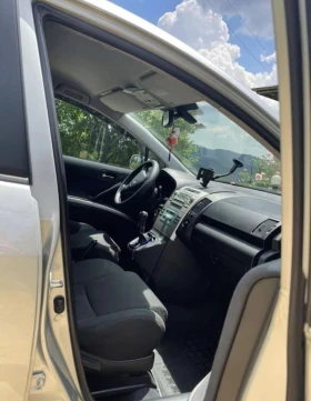 Toyota Corolla verso, снимка 8