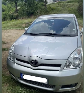 Toyota Corolla verso, снимка 1