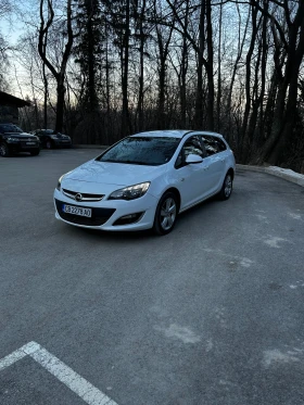 Opel Astra 1.4Turbo* LPG, снимка 8