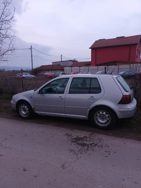 VW Golf - 800 € / 1564.66 лв. - 77326704 2