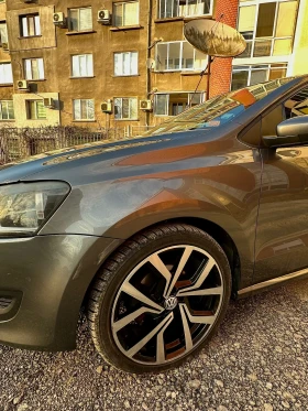 VW Polo VW Polo 1.6 TDI - 6391 € / 12499.71 лв. - 29878951 6