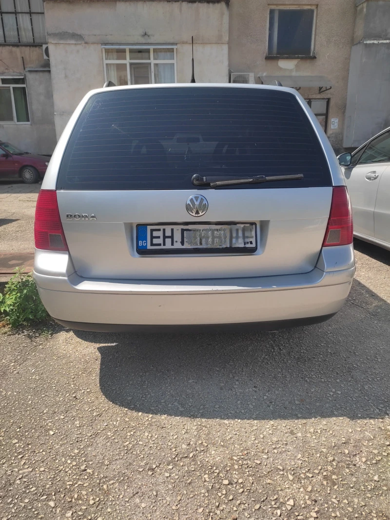 VW Bora, снимка 2 - Автомобили и джипове - 47357249