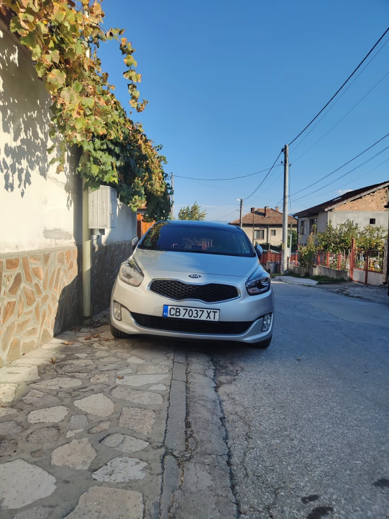 Kia Carens 20i LPI 6+ 1, снимка 17 - Автомобили и джипове - 47397400