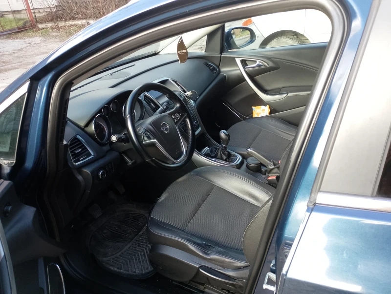 Opel Astra, снимка 10 - Автомобили и джипове - 48367425