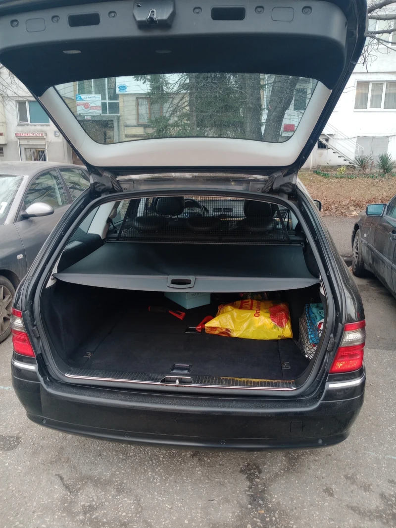 Mercedes-Benz E 280, снимка 10 - Автомобили и джипове - 48895358