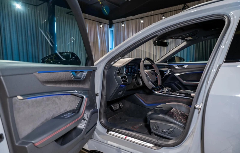 Audi Rs6 Avant 4.0 TFSI V8 Quattro, снимка 9 - Автомобили и джипове - 51374370