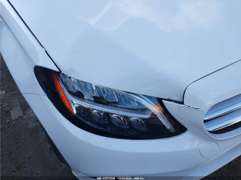 Mercedes-Benz C 300 4MATIC* ПОДГРЕВ* PANO* КАМЕРА, снимка 8 - Автомобили и джипове - 52944605