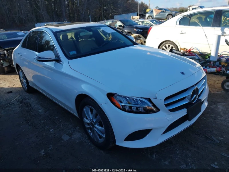 Mercedes-Benz C 300 4MATIC* ПОДГРЕВ* PANO* КАМЕРА