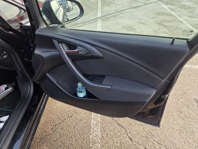 Opel Astra, снимка 11 - Автомобили и джипове - 53288485