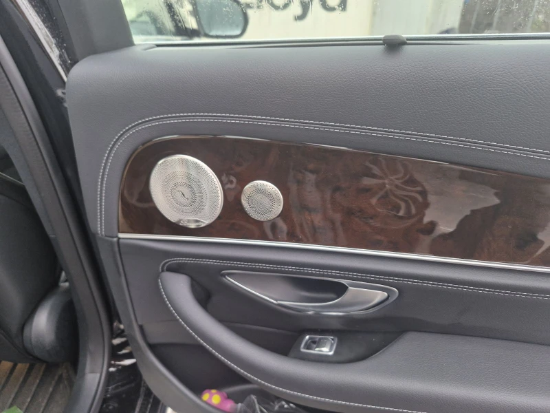 Mercedes-Benz E 300 DE, снимка 6 - Автомобили и джипове - 53361226