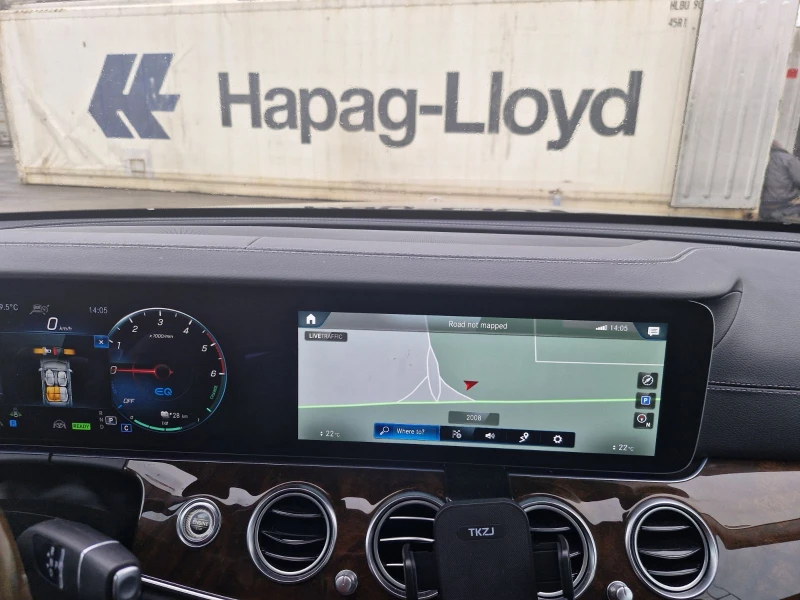 Mercedes-Benz E 300 DE, снимка 9 - Автомобили и джипове - 53361226