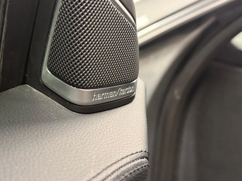 Mercedes-Benz CLS 550 4maTIC* AMG Package* КОжа* Подгрев* Масажи* Кейлес, снимка 9 - Автомобили и джипове - 53435382