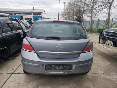 Opel Astra 1.9 150 6-Степенна Ръчка, снимка 5 - Автомобили и джипове - 47850432