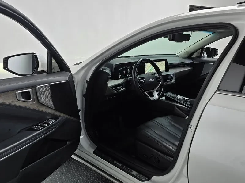 Kia K8 3.5 Lpg 2Wd Standard, снимка 10 - Автомобили и джипове - 56656682