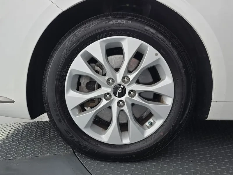 Kia K8 3.5 Lpg 2Wd Standard, снимка 5 - Автомобили и джипове - 56656682