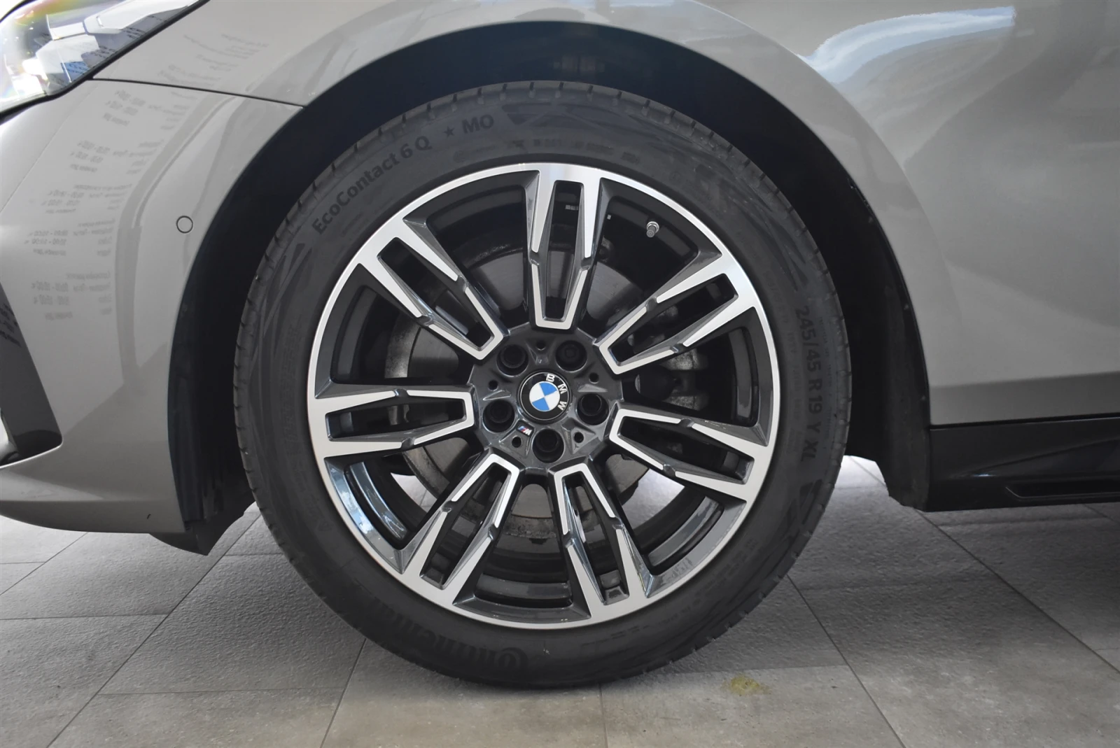 BMW 520 xDrive Туринг - изображение 5