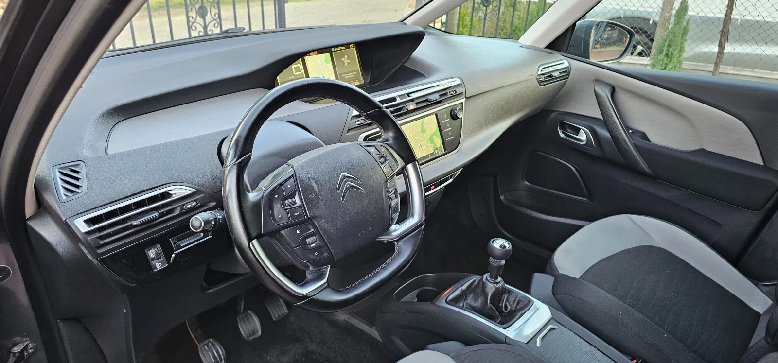 Citroen Grand C4 Picasso 1.6 E-THP 7местен / Високо Оборудване  | Mobile.bg — изображение 13
