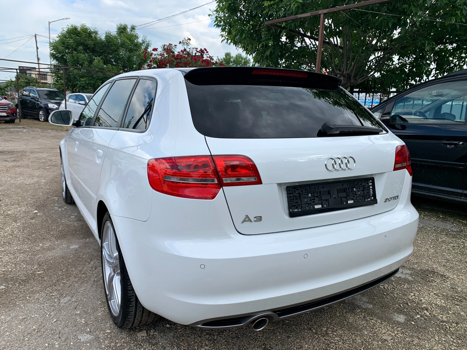Audi A3 2.0tdi S-LINE - изображение 3