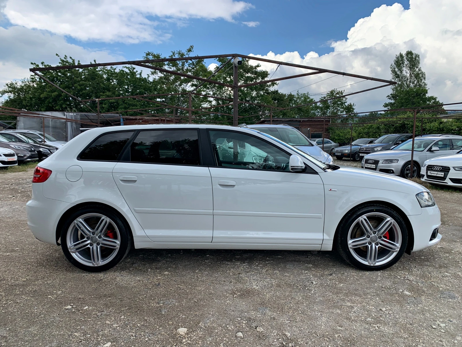 Audi A3 2.0tdi S-LINE - изображение 5