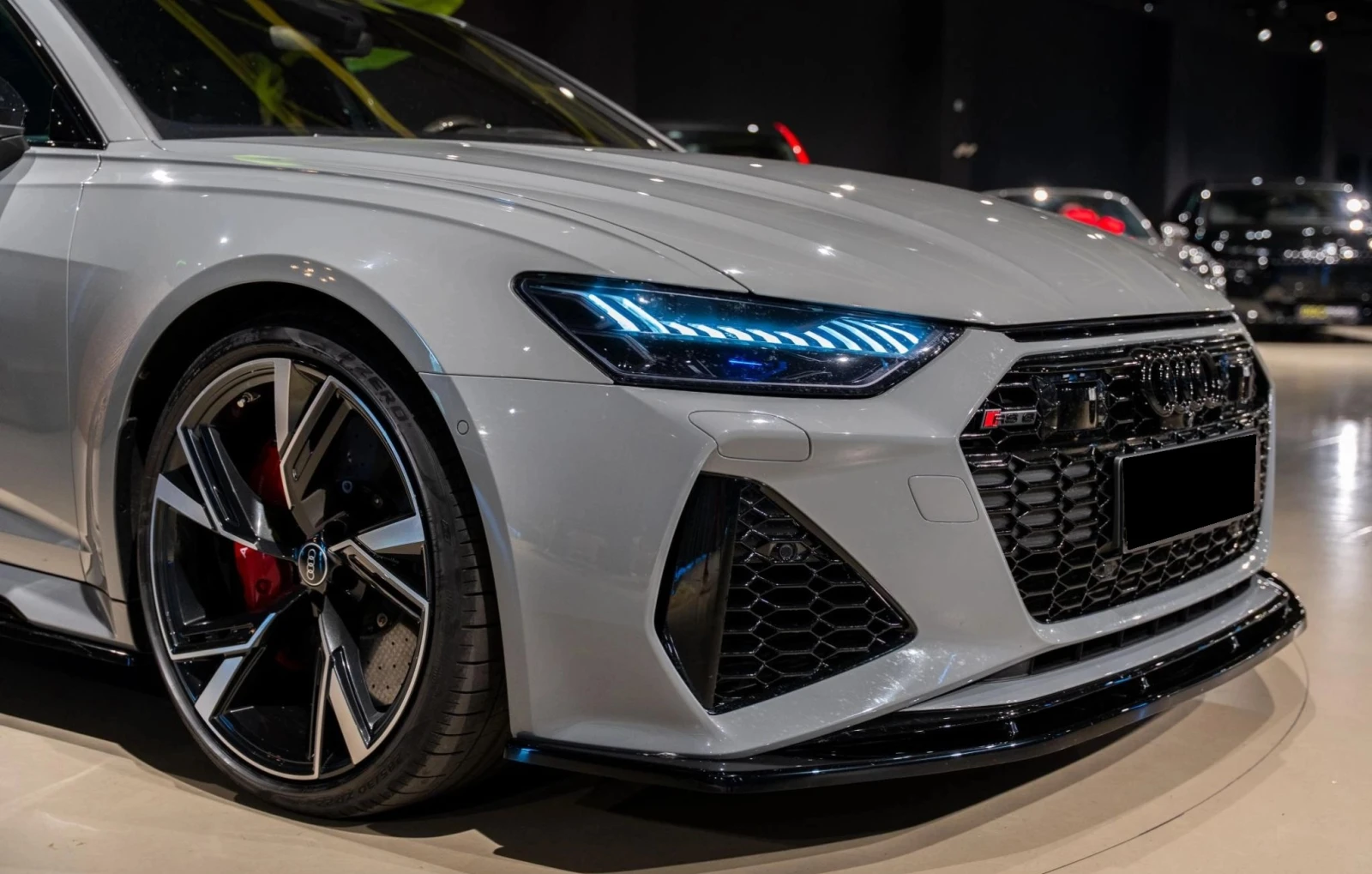 Audi Rs6 Avant 4.0 TFSI V8 Quattro - изображение 4