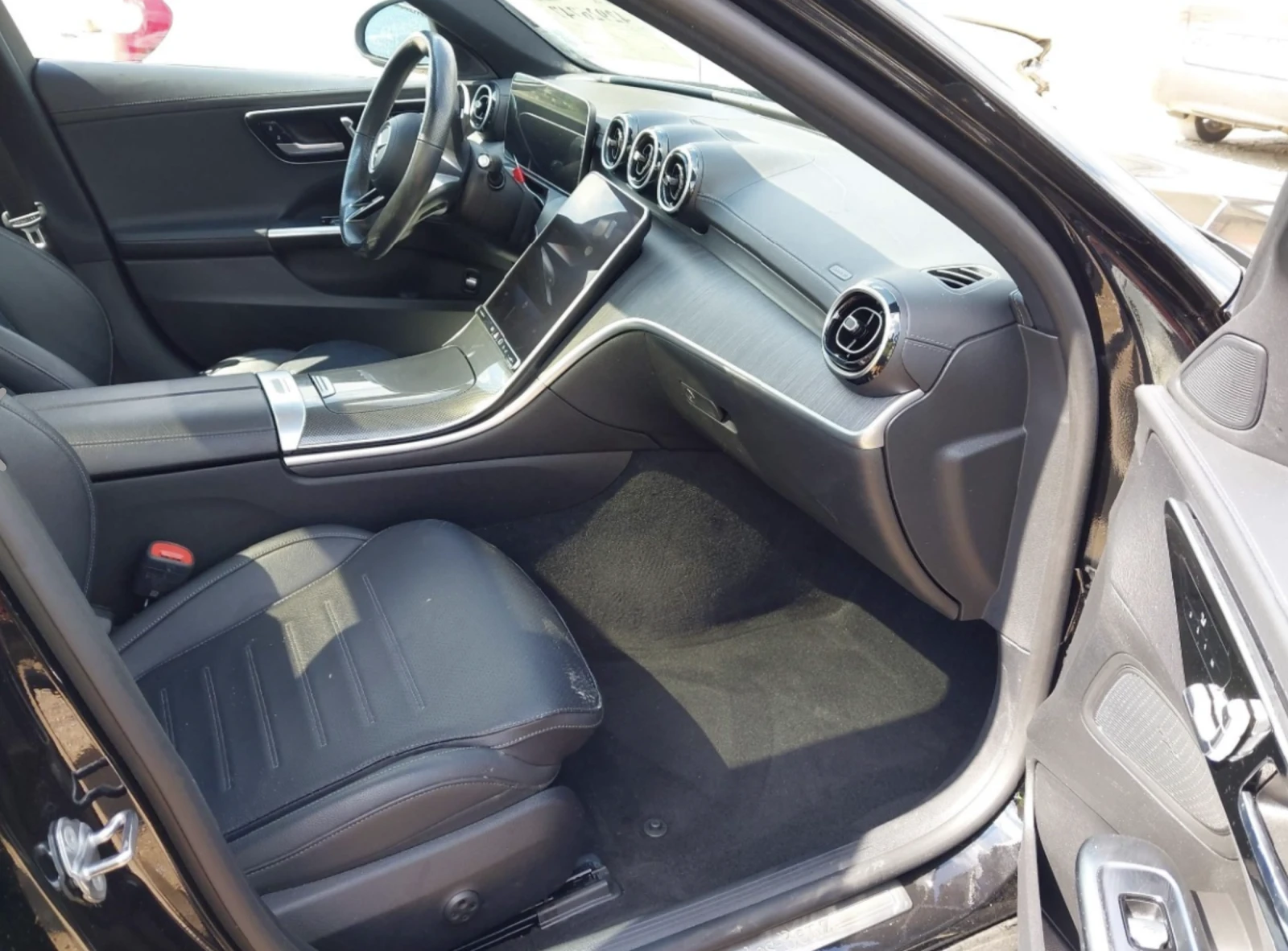 Mercedes-Benz C 300  - изображение 8