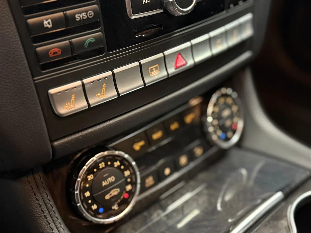 Mercedes-Benz CLS 550 4maTIC* AMG Package* ����* �������* ������* ������ | Mobile.bg � ����������� 12