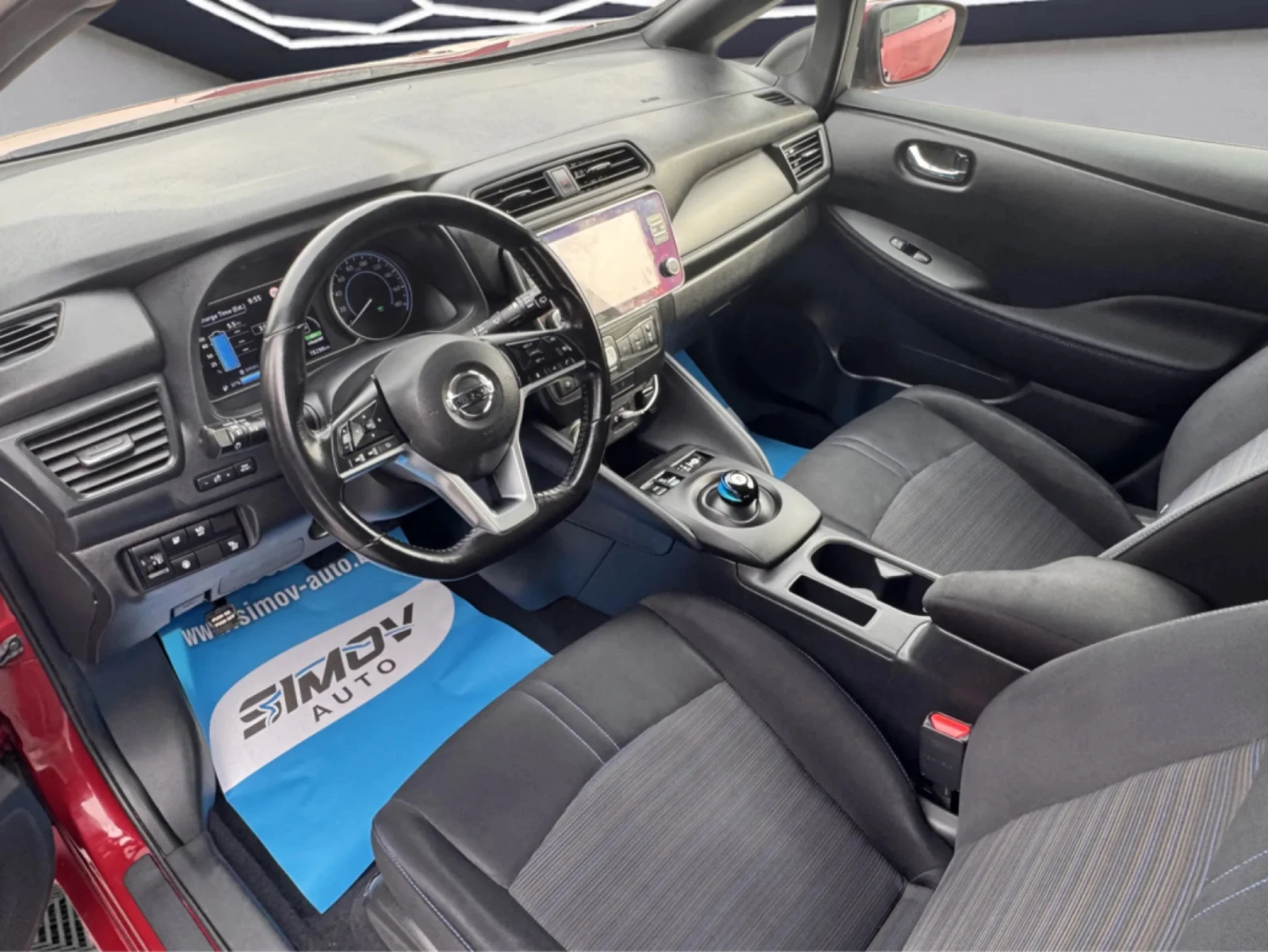 Nissan Leaf  + 62KWH 92%SOH 217КС. KEYLESSGO НАВИГАЦИЯ APPLECAR - изображение 8