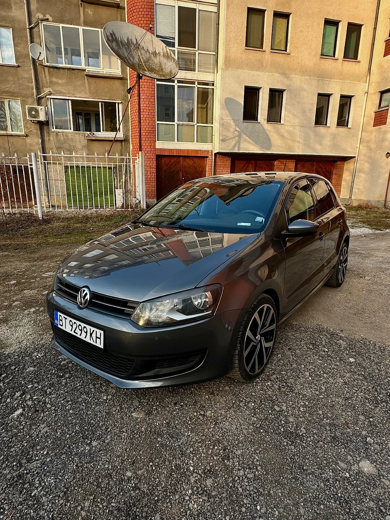VW Polo VW Polo 1.6 TDI, снимка 2 - Автомобили и джипове - 53738073