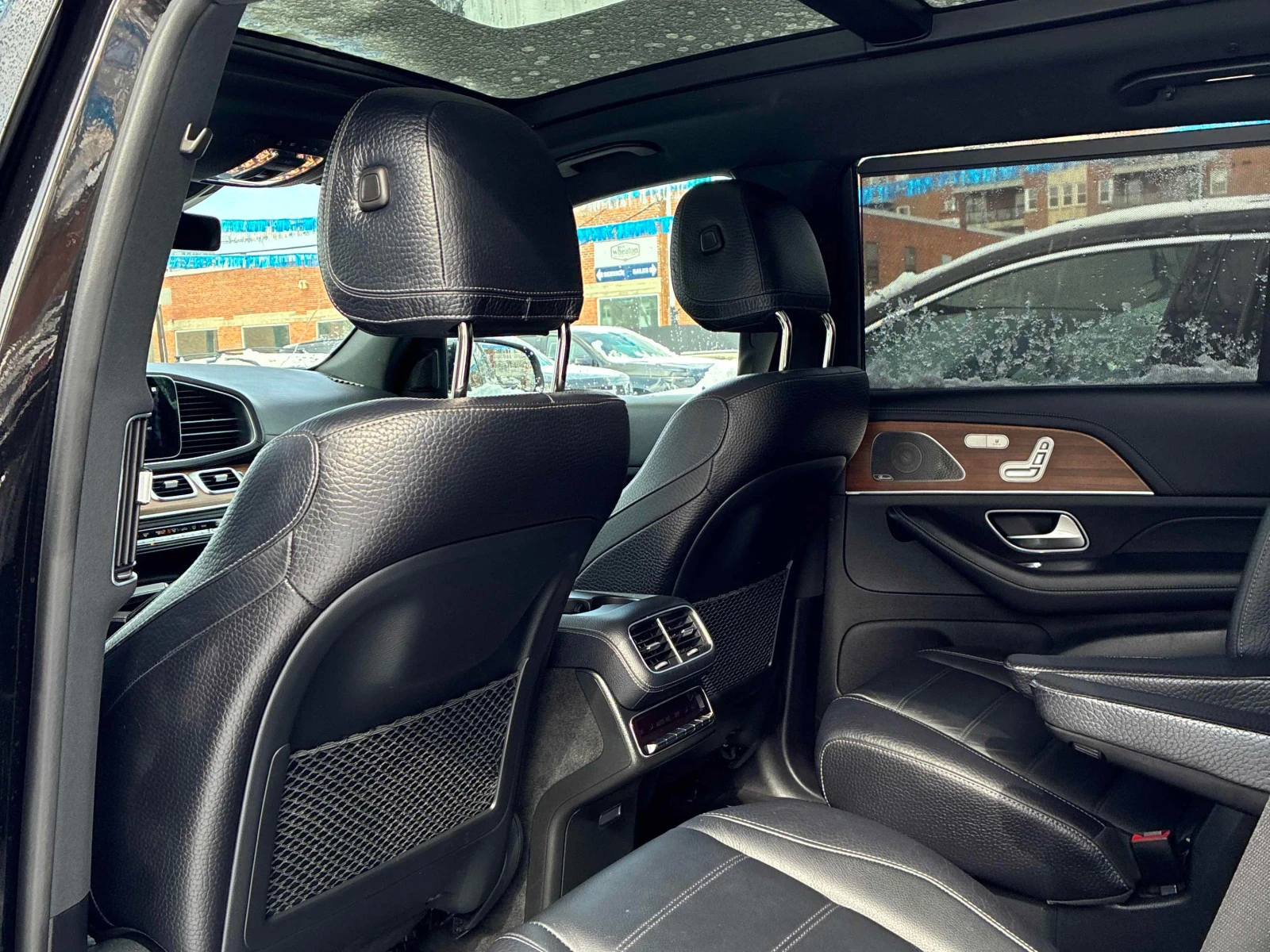 Mercedes-Benz GLS 450 ОБДУХВАНЕ * 360КАМЕРА * СЕРВИЗНА ИСТОРИЯ * 7 МЕСТА, снимка 11 - Автомобили и джипове - 54046567