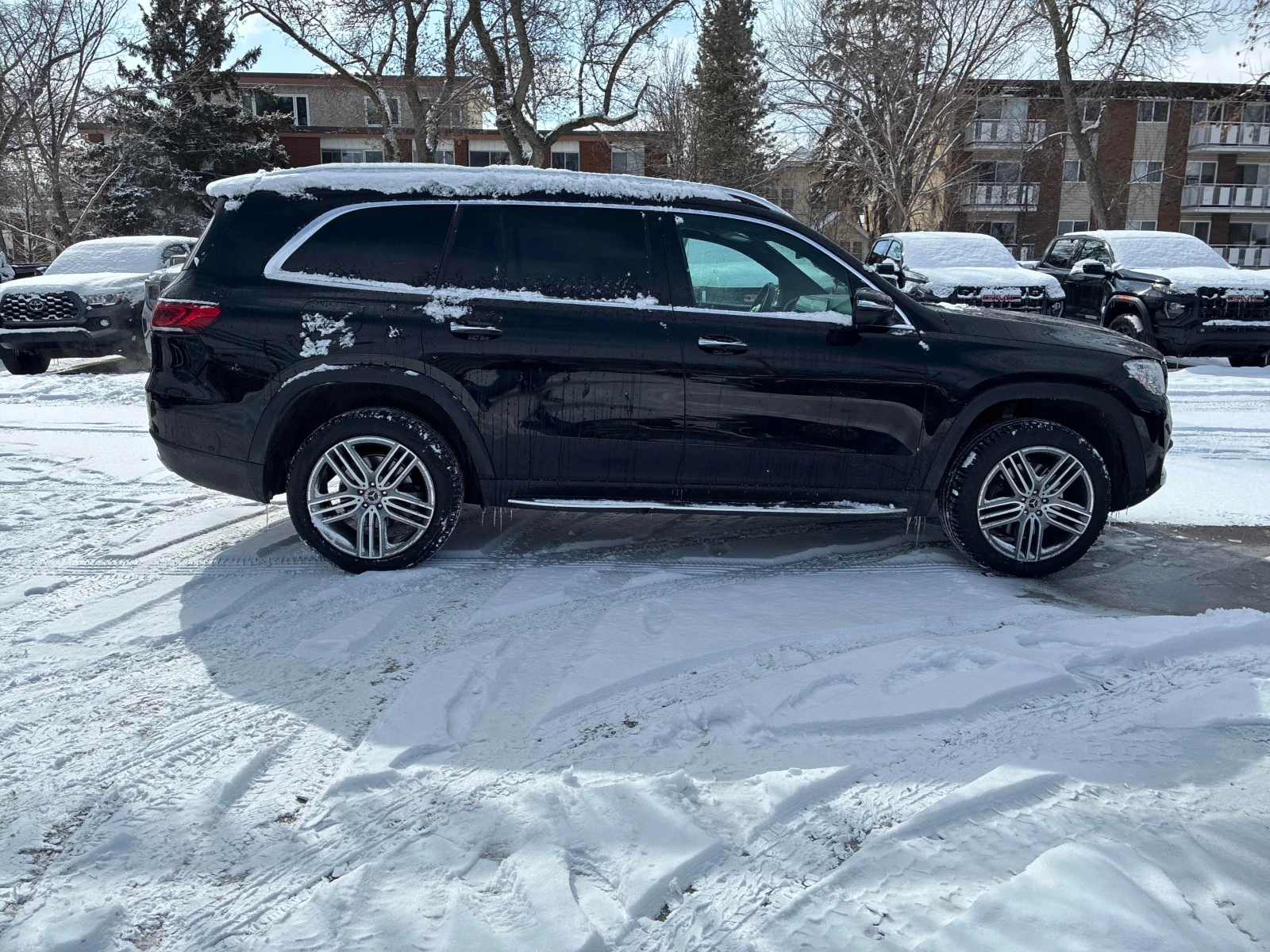 Mercedes-Benz GLS 450 ОБДУХВАНЕ * 360КАМЕРА * СЕРВИЗНА ИСТОРИЯ * 7 МЕСТА, снимка 4 - Автомобили и джипове - 54046567