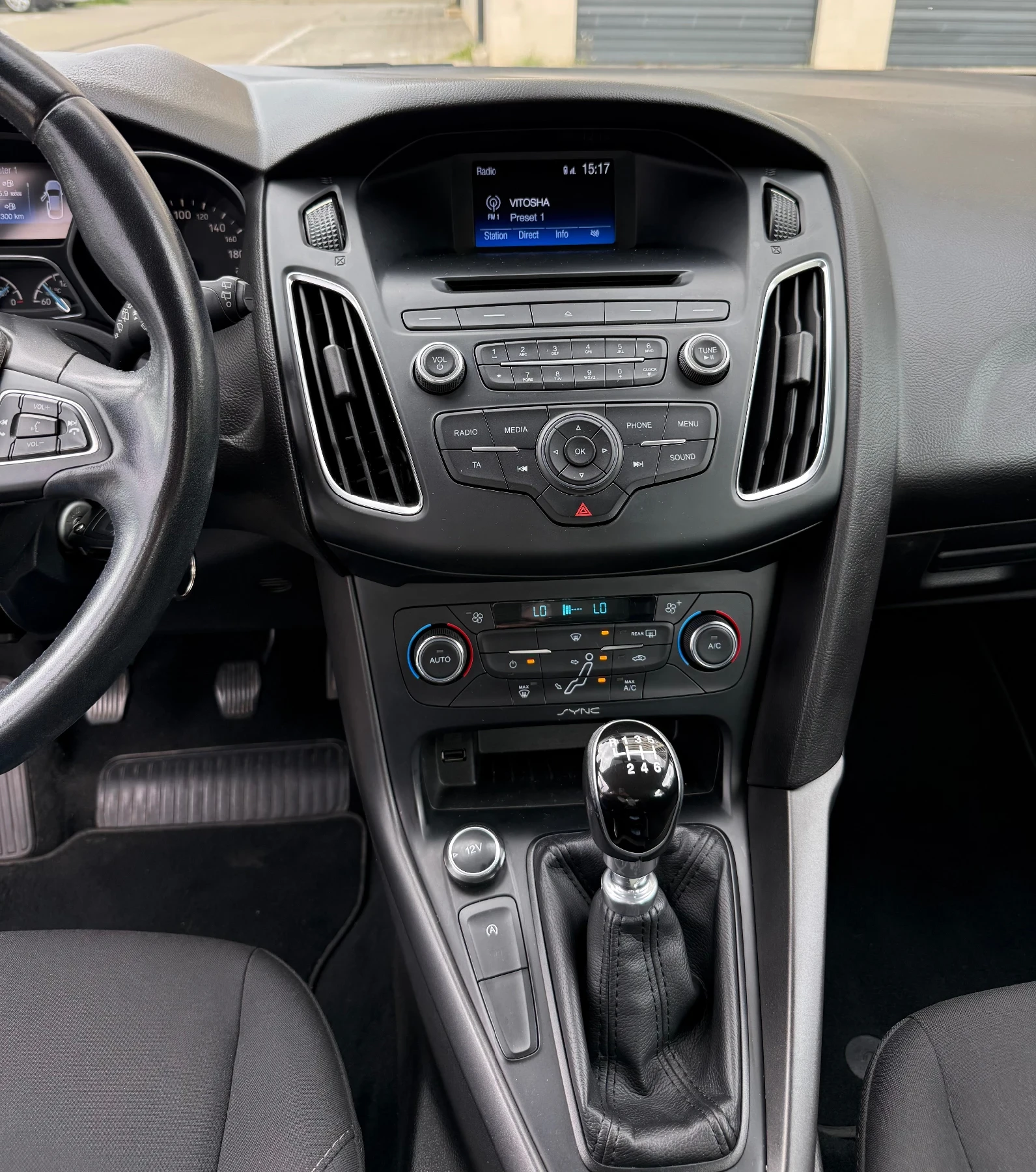 Ford Focus EcoBoost 125 PS M6, снимка 12 - Автомобили и джипове - 55066615